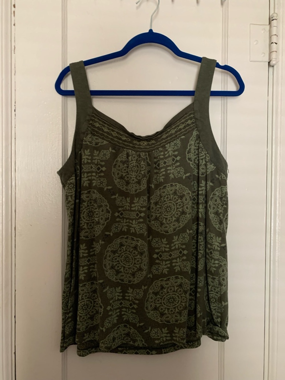 Sonoma Olive Green Printed Tank Top